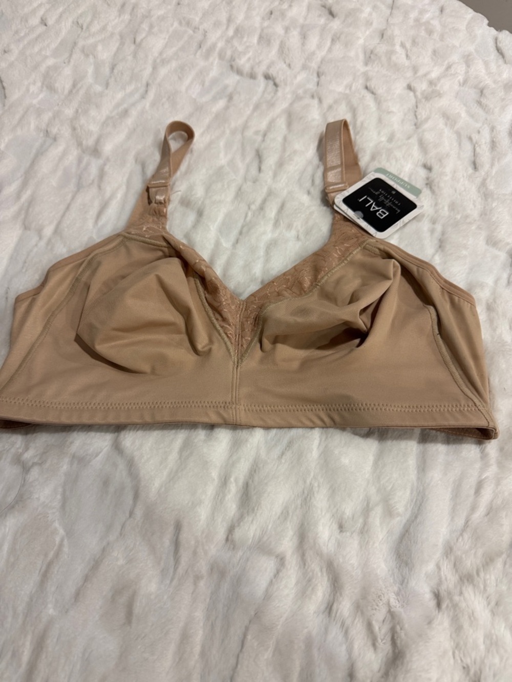Bali Full Coverage Women’s Bra Size 40D.